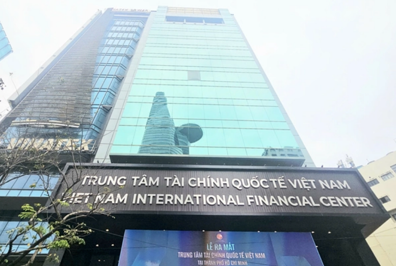 anh-1-tru-so-trung-tam-tai-chinh-quoc-te-1-1784878796.png