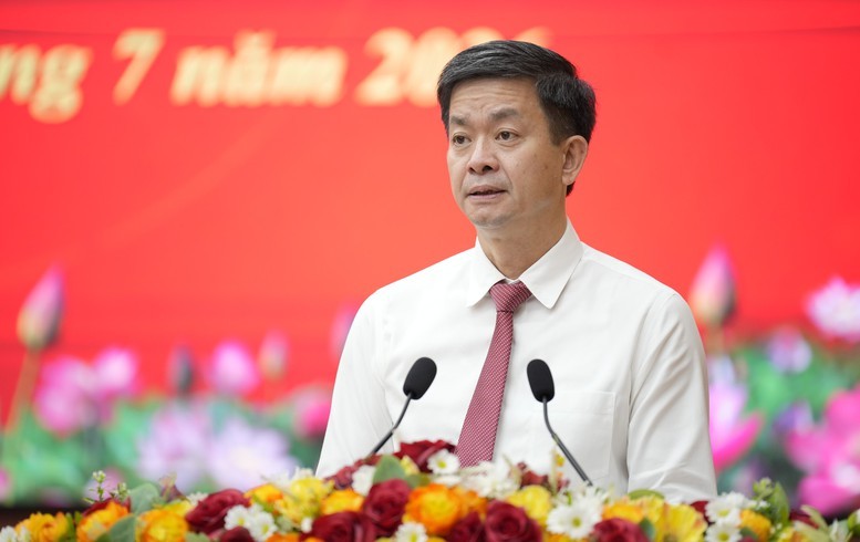 ong-le-quang-tung-giu-chuc-bi-thu-tinh-uy-an-giang-ava-1784979494.jpg