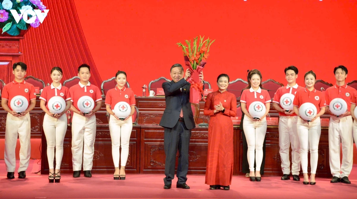 tong-bi-thu-chu-tich-nuoc-to-lam-chu-thap-do-vov-5-1785209275.webp