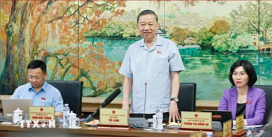 tong-bi-thu-hop-topng-1785830714.webp