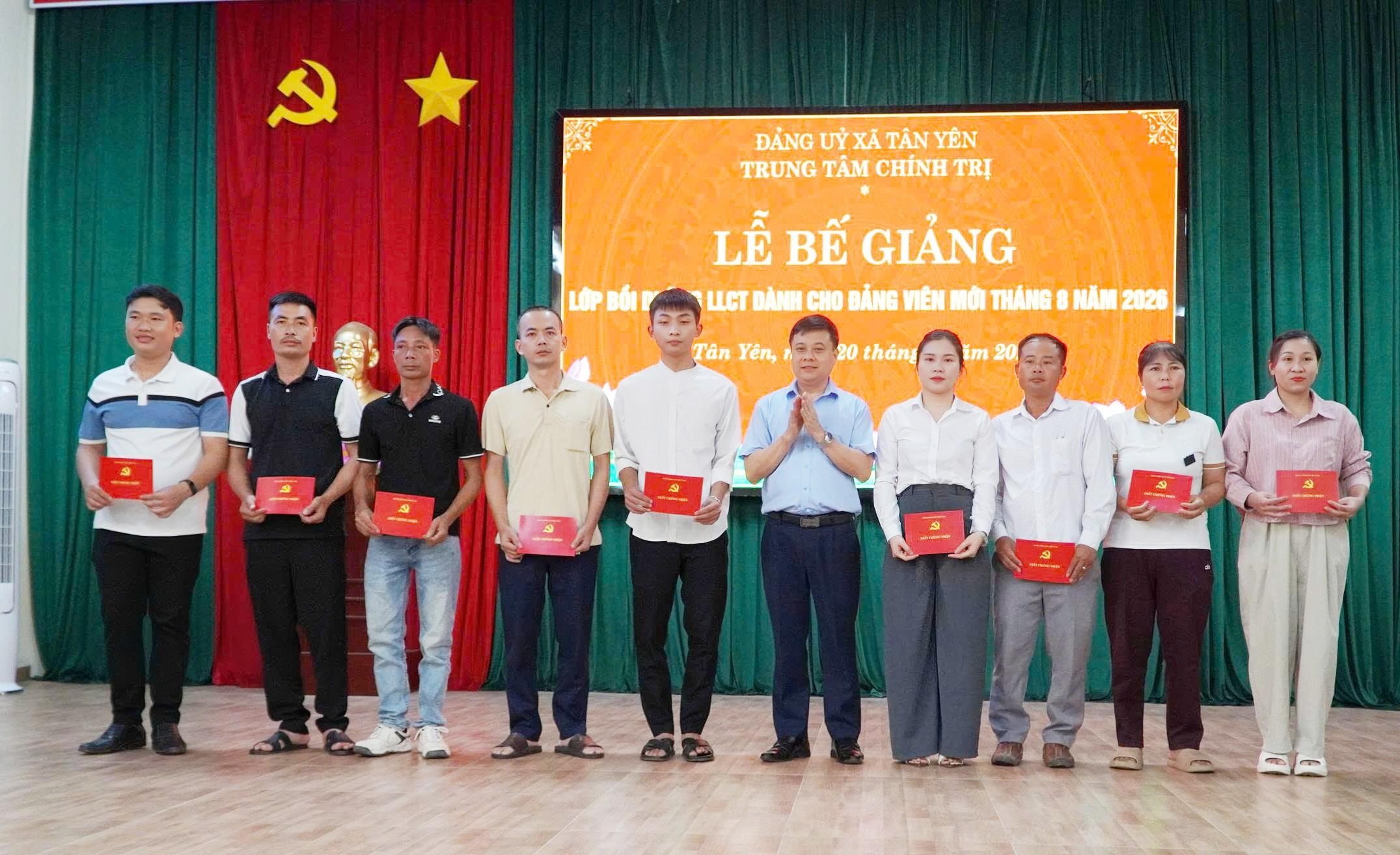 nlntv-dang-vien-moi-1-1787229328.jpg