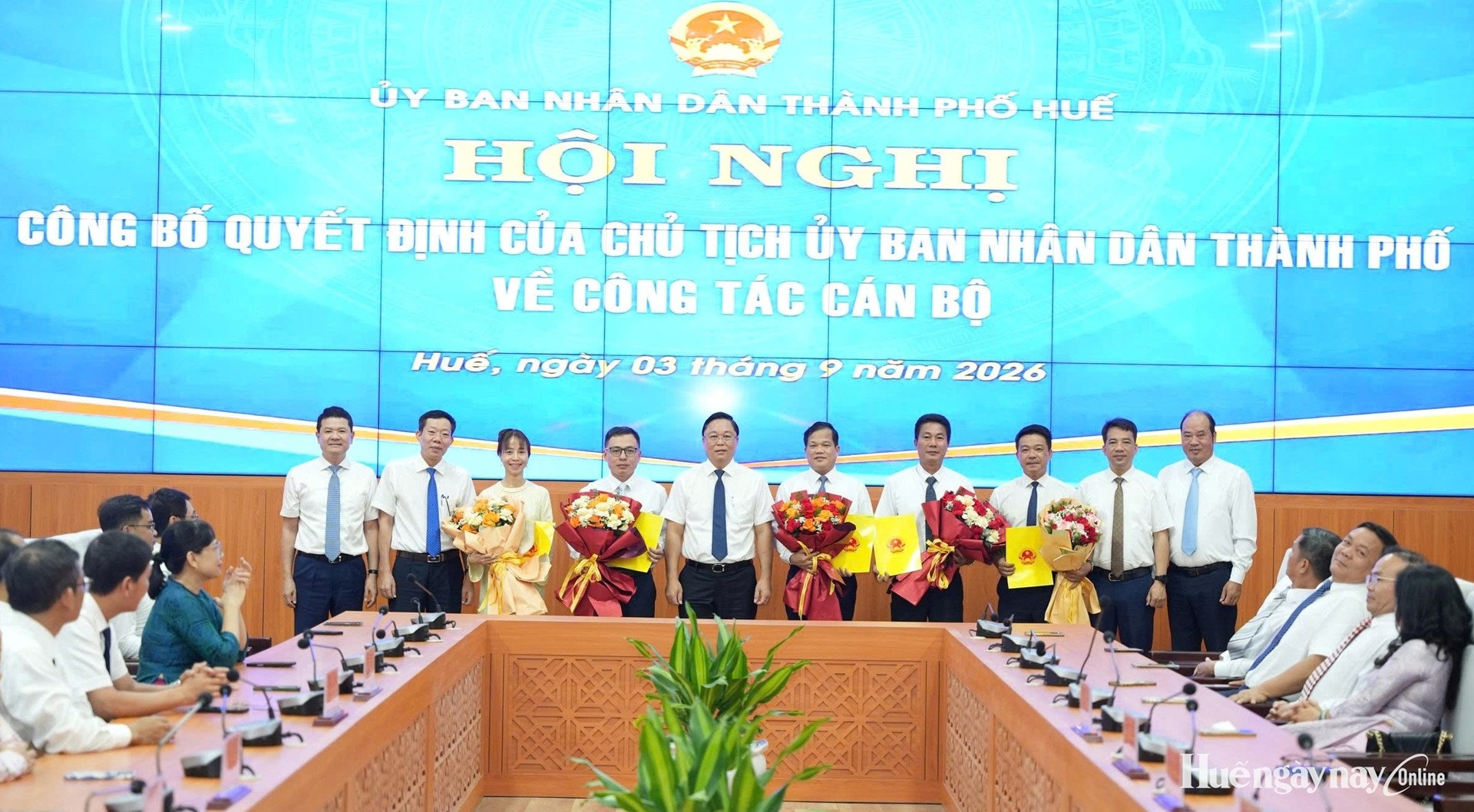 tin-dieu-dong-bo-nhiem-lanh-dao-moi-tai-hue-va-dong-nai-01-1788409156.jpg