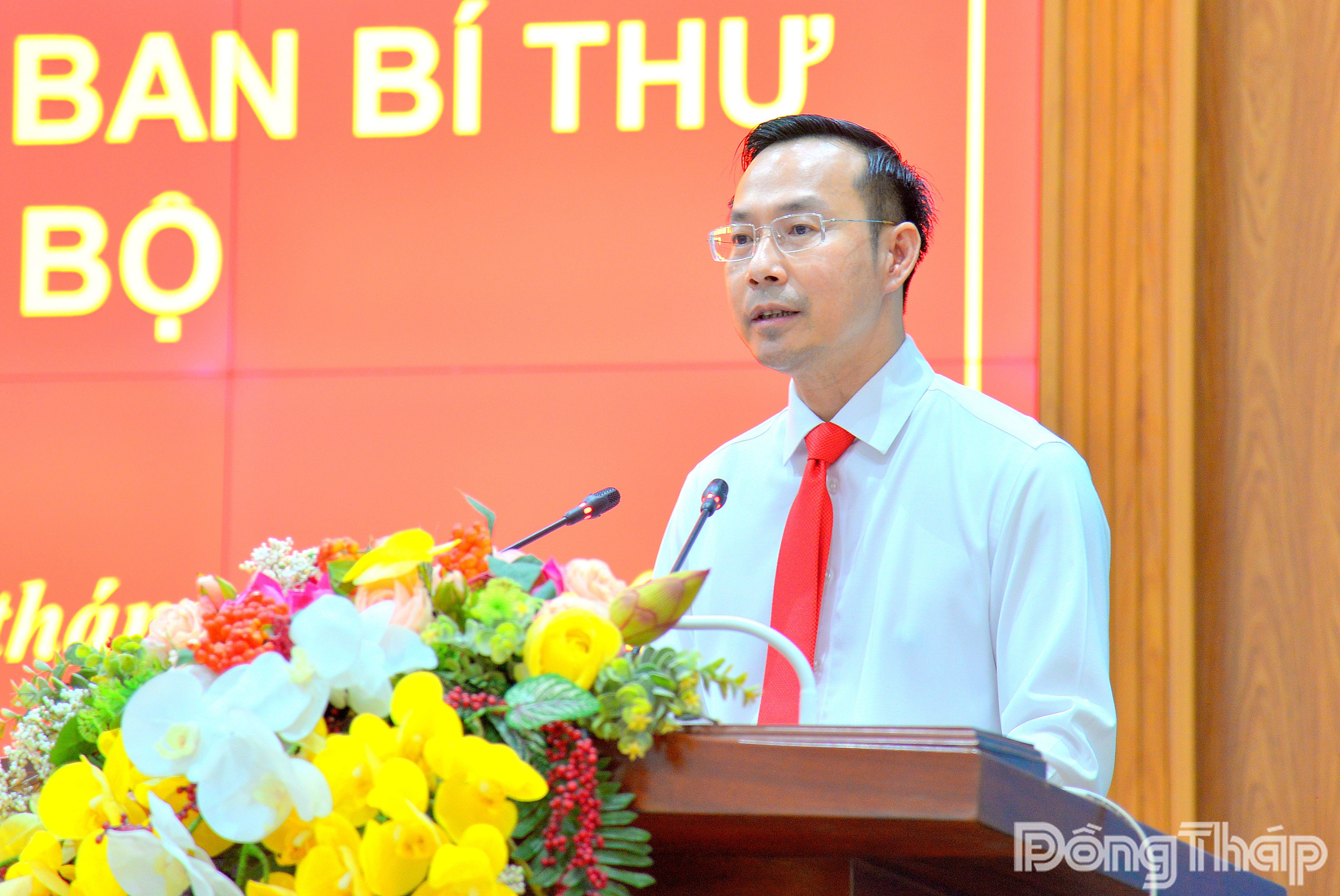 ong-nguyen-thanh-nhan-giu-chuc-pho-bi-thu-tinh-uy-dong-thap-01-1788829841.jpg