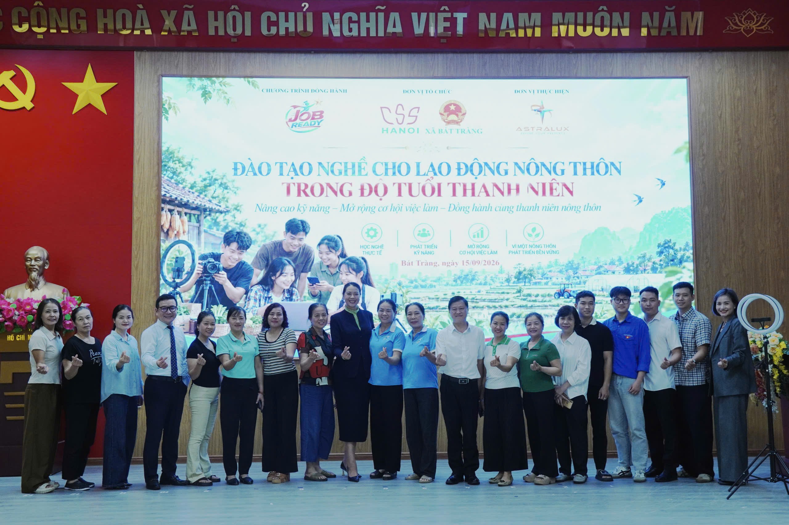 trao-ky-nang-mo-rong-co-hoi-cho-thanh-nien-nong-thon-04-1789483900.jpg
