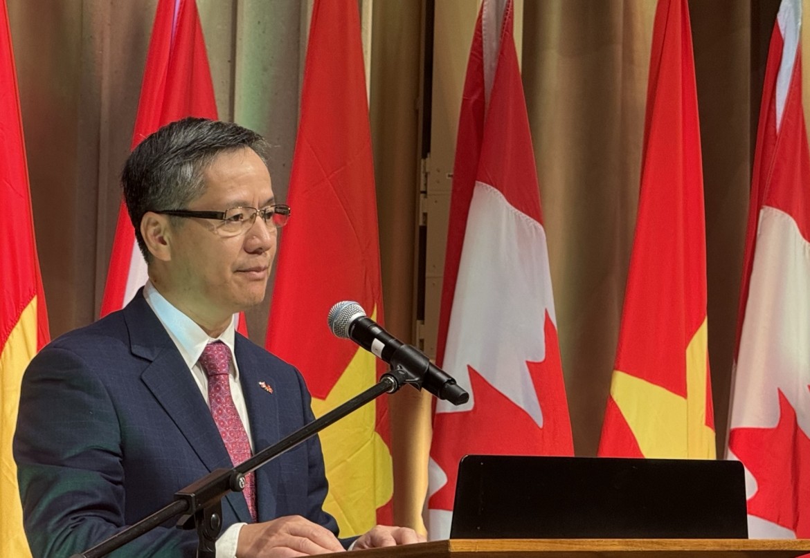 grab21a60dai-su-viet-nam-o-my-1789956197.jpg