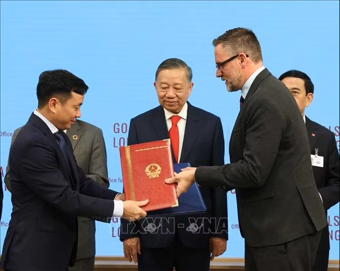 van-kien-vietnam-lhq-1247-1790135632.png