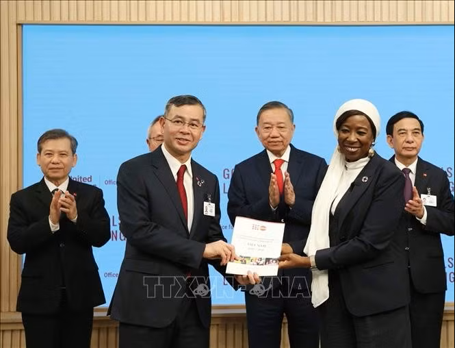 van-kien-vietnam-lhq-4984-1790135504.png