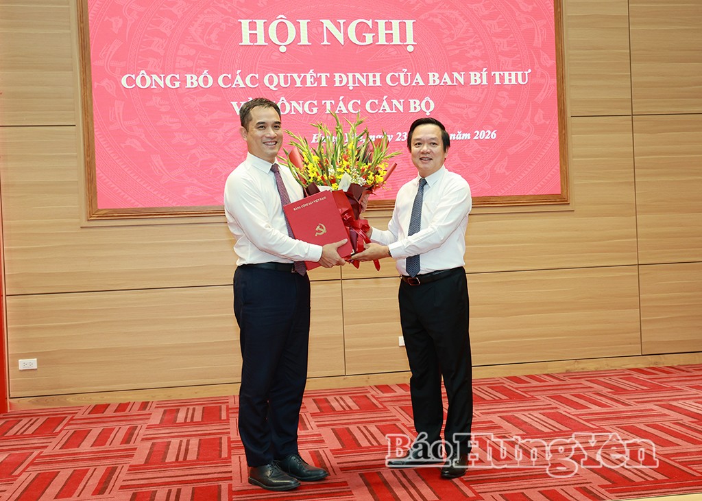 trien-khai-quyet-dinh-cua-ban-bi-thu-ve-cong-tac-can-bo-tai-hung-yen-01-1790215988.jpg