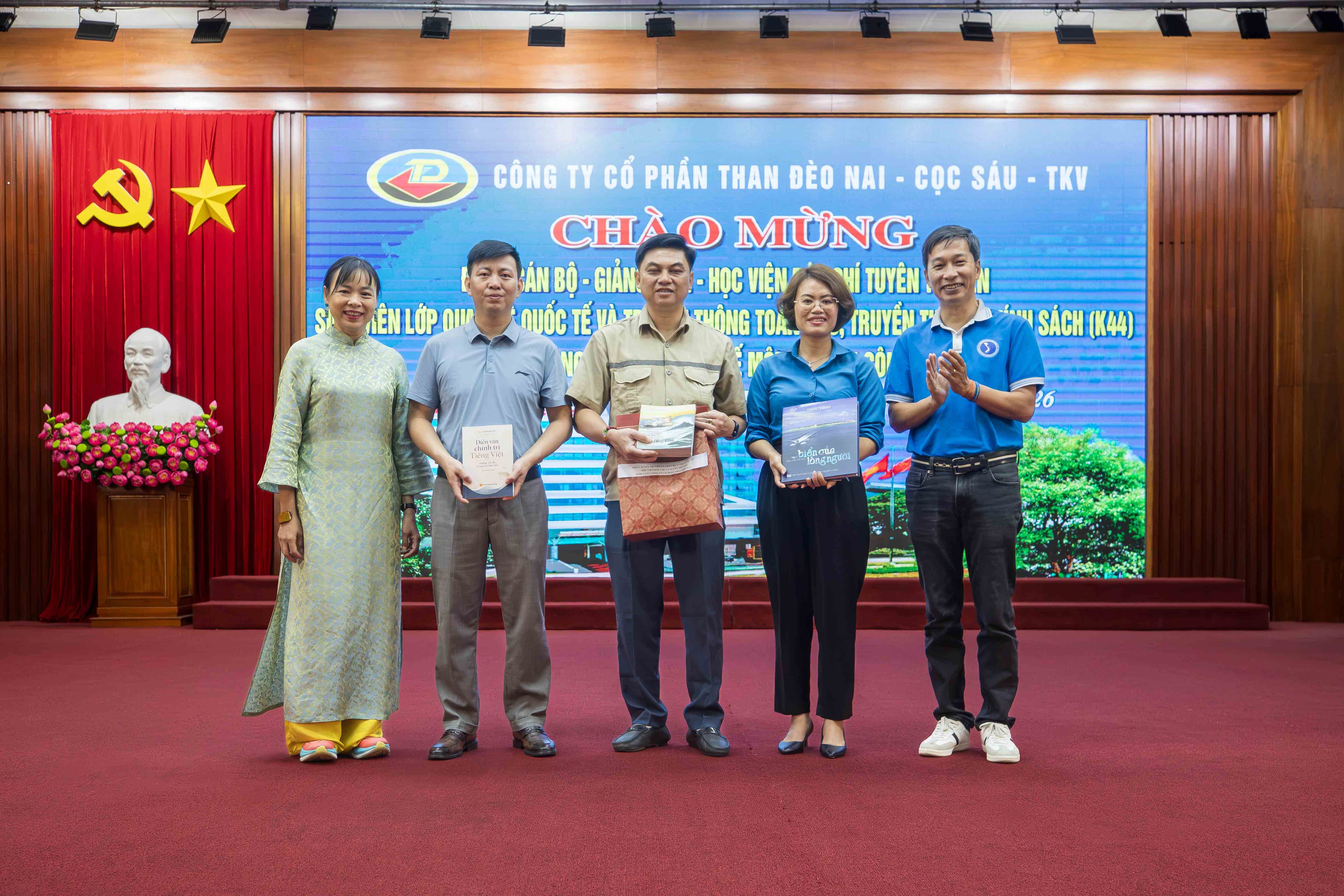 anh-2-25-1790850428.jpg