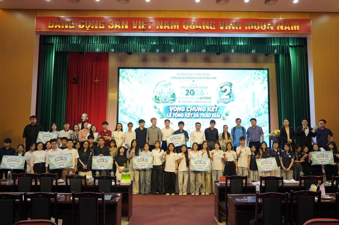 phat-huy-tinh-than-khoi-nghiep-xanh-cua-gioi-tre-5-1791378004.jpg