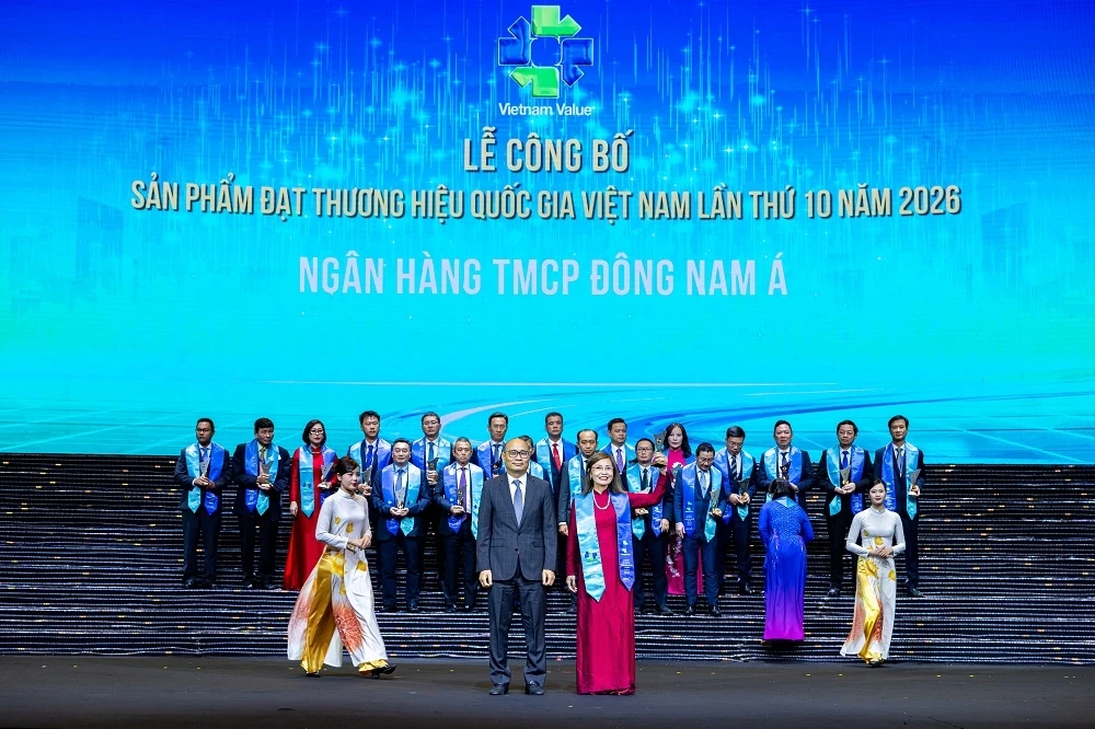 seabank-lan-thu-4-lien-tiep-duoc-vinh-danh-thuong-hieu-quoc-gia-viet-namjpeg-1792385880.webp