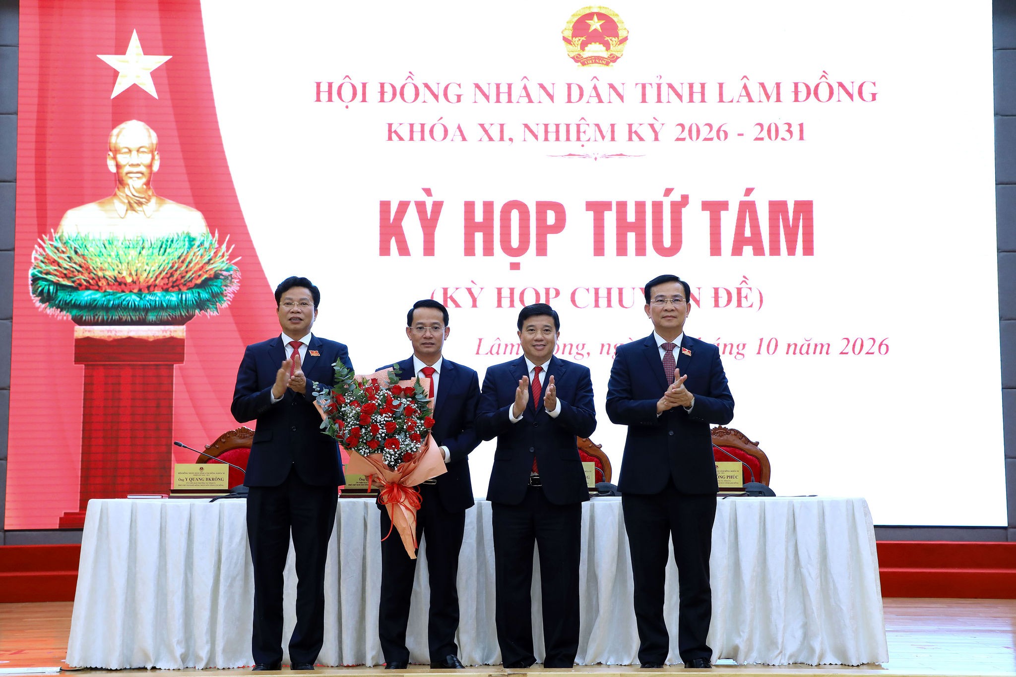 lam-dong-bau-tan-pho-chu-tich-tinh-1793236206.jpg