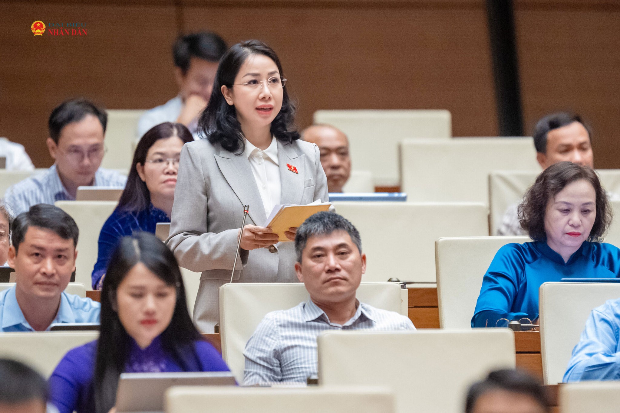 ba-linh1-watermarked-1793343925.jpg