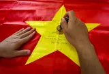 Giữ hồn Tổ quốc trên từng dấu đỏ