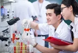 Nhiều trường mở rộng tổ hợp xét tuyển ngành y dược sang khối có môn xã hội