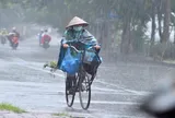 Dự báo thời tiết 17/5: Nhiều khu vực mưa dông, cảnh báo lốc sét và gió giật mạnh Hoặc: