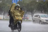 Thời tiết ngày 13/7: Mưa dông tiếp diễn ở nhiều khu vực, người dân chủ động ứng phó
