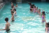 TP.HCM dự kiến hỗ trợ chi phí học bơi và đưa đón học sinh