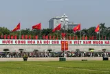 Hà Nội dịu nhiệt, người dân lưu ý những cơn mưa về chiều tối