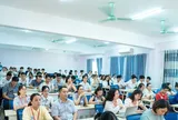 Bác sĩ nội trú tương lai cạnh tranh lựa chọn chuyên ngành tại Y Hà Nội