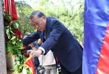 Tổng Bí thư, Chủ tịch nước Tô Lâm dâng hoa tưởng niệm Chủ tịch Hồ Chí Minh và gặp gỡ cộng đồng người Việt tại Philippines