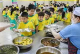 Phó Thủ tướng Phạm Thị Thanh Trà: An toàn thực phẩm tại trường học cần siết chặt và xử lý vi phạm không có vùng cấm
