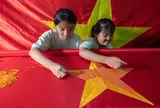 Những người giữ lửa nghề may Quốc kỳ