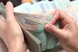 Thu nhập eo hẹp khiến nhiều lao động ngại kết hôn, trì hoãn sinh con