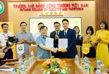 VCI và PVcomBank ký kết hợp tác chiến lược, mở rộng hệ sinh thái liên kết giáo dục - tài chính
