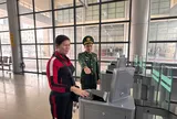 Giữ bình yên nơi cửa khẩu Móng Cái