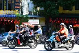 Vì sao miền Bắc vẫn nóng như mùa hè giữa tháng 10, mùa đông sắp tới sẽ ra sao?