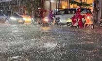 Thời tiết miền Nam chuyển mưa vào chiều tối, người dân lưu ý khi ra đường