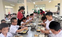 Hà Nội lập 4 đoàn kiểm tra đột xuất bữa ăn bán trú từ 20/9