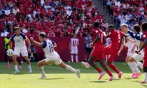 World Cup 2026 hôm nay: Chủ nhà Canada thoát thua trong gang tấc