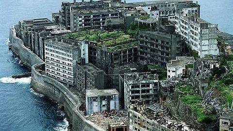 "Hòn đảo ma" Hashima Nhật Bản trở thành di sản văn hóa thế giới của UNESCO