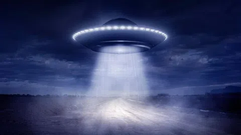 Mỹ che giấu bằng chứng về UFO?