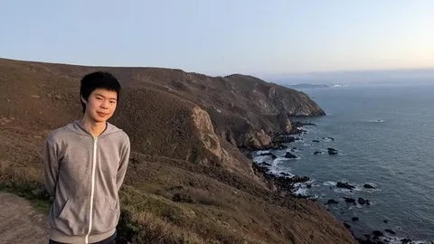 Vì sao Google trả lương 6,7 tỷ/năm cho nam sinh 18 tuổi bị loạt ĐH từ chối?