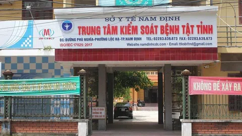 Vụ kit test Việt Á tiếp tục 'nóng', nhiều quan chức bị 'gọi tên'