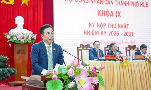 Ông Nguyễn Khắc Toàn tái đắc cử Chủ tịch UBND thành phố Huế