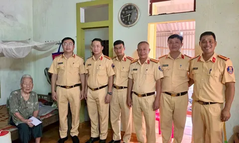 Đội CSGT đường bộ số 1, Phòng CSGT, Công an TP Huế tổ chức chuỗi hoạt động tri ân đầy ý nghĩa