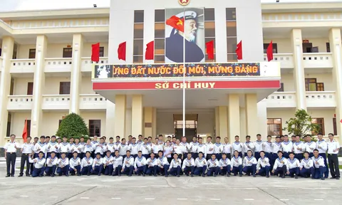 Vùng 4 Hải quân tiễn chiến sĩ hoàn thành nghĩa vụ quân sự năm 2026