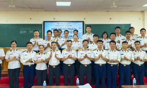 Từ những bài toán đến bản lĩnh người sĩ quan Hải quân tương lai