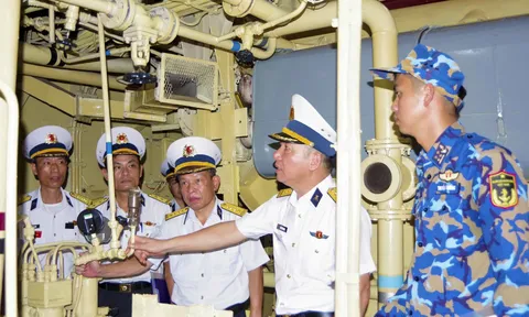 Học viện Hải quân tích cực xây nền nếp chính quy, vững bước hiện đại hóa