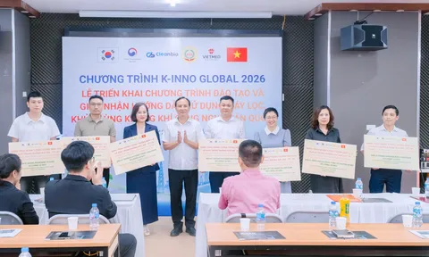 Quỹ Hỗ trợ Nhân tài Việt Nam và CleanBio tổ chức đào tạo và giao nhận máy lọc không khí