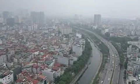 Ô nhiễm không khí tại Hà Nội tái diễn, thách thức lớn với sức khỏe đô thị mùa đông