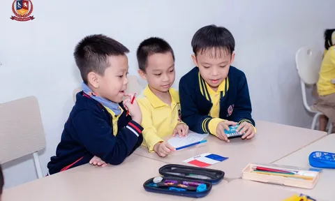 Bộ GD-ĐT công bố phương án sử dụng một bộ SGK thống nhất từ năm học 2026–2027