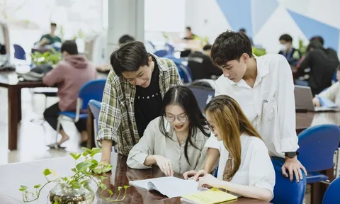 Sinh viên nhiều trường đại học tại TP.HCM nghỉ tới 9 ngày dịp lễ cuối tháng 4