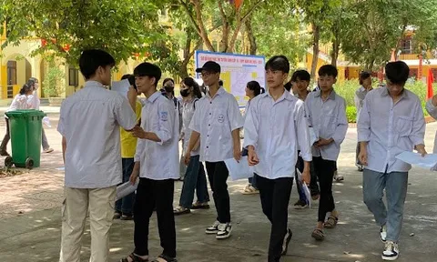 Áp lực lớp 10 ở Hà Nội: Bài toán cung – cầu và “lối ra” cho 60.000 học sinh