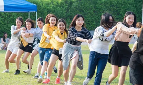 Trường học TP.HCM điều chỉnh lịch học ứng phó nắng nóng kéo dài