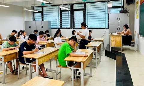 Sau 3 ngày mở cổng, gần 57.000 thí sinh Hà Nội đăng ký vào lớp 10